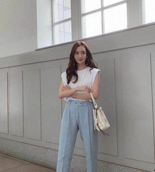 日本顶级露女人,揭秘神秘魅力与时尚风采