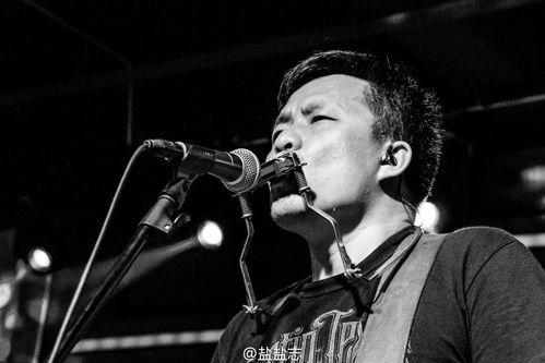 布衣乐队林那儿老公,揭秘摇滚乐手的平凡生活